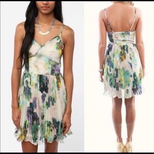 Jack by BB Dakota Monique Phi Phi Floral Dress